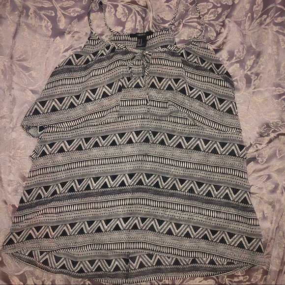 Patterned tank top - Picture 1 of 1
